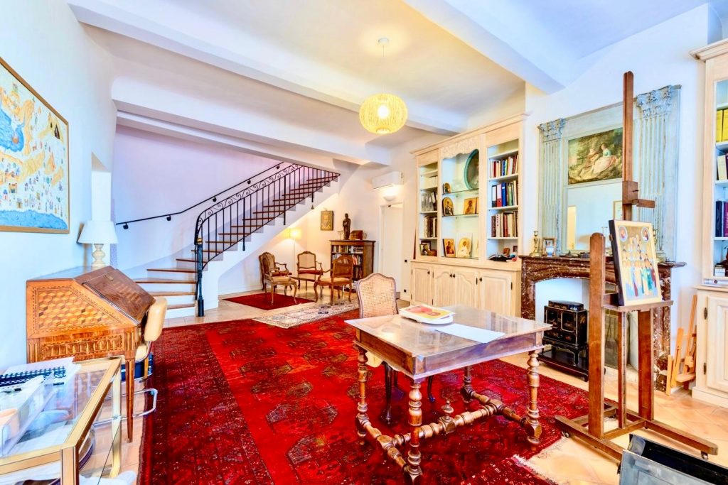 PHOTO-2025-11-10-12-48-18 3