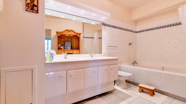 PHOTO-2025-11-10-12-48-18 5